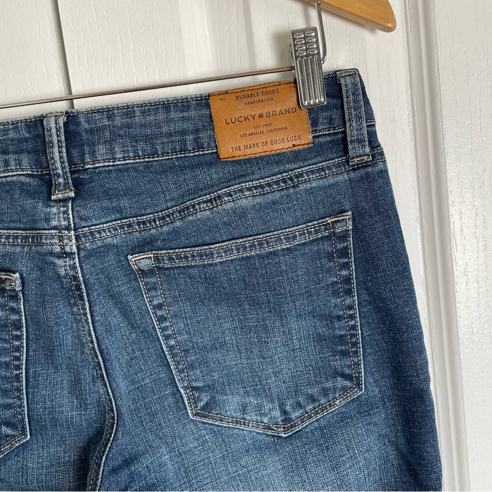 Lucky Brand Straight Skinny Jeans Women’s 6 | 28 Blue Med Wash Whiskering Casual - Picture 8 of 13